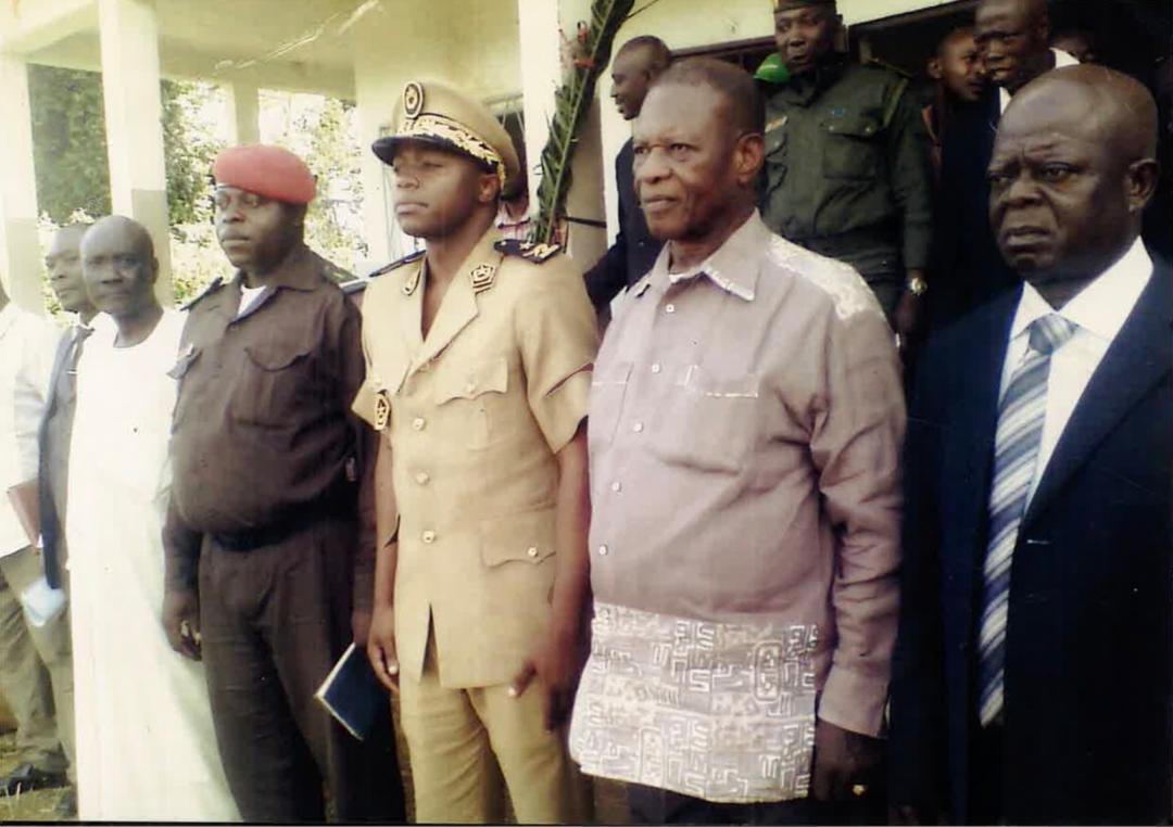 MBOGBE MBOGBE lors d'une cérémonie officielle